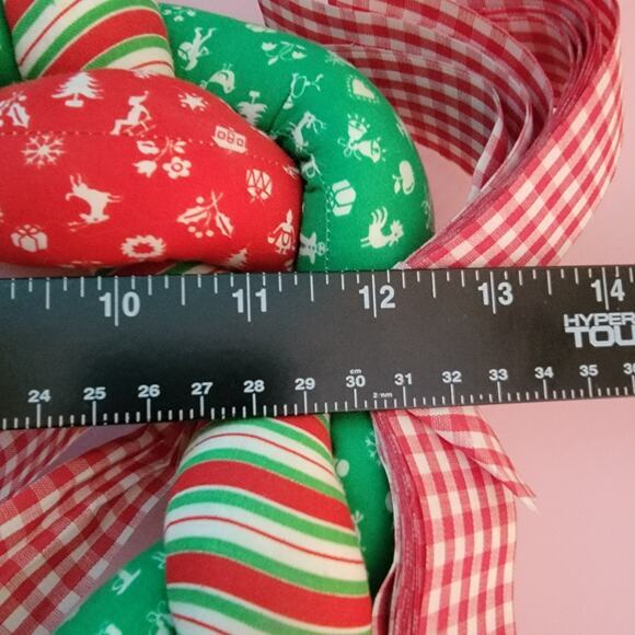 Vintage Cottagecore Christmas Holiday Braided Multipattern Cotton Wreath - Picture 6 of 7